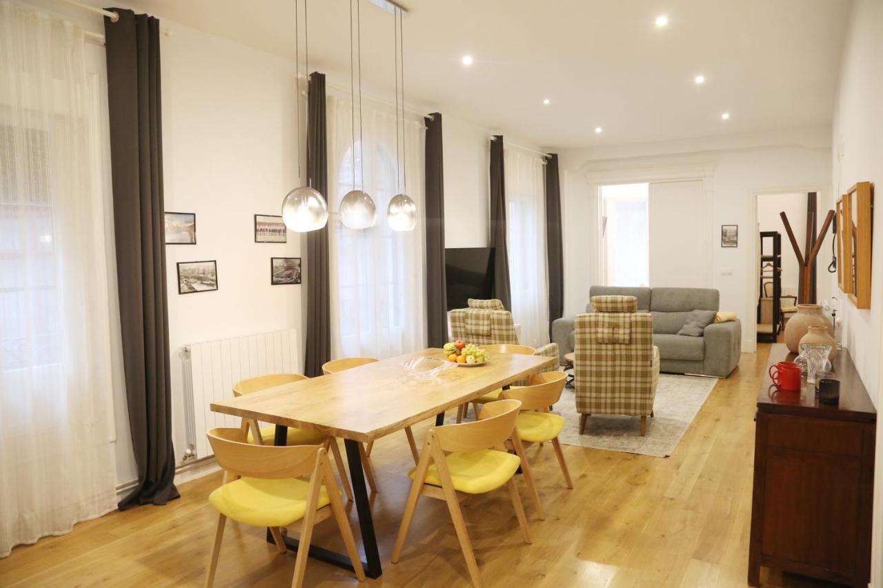 PISO EXCLUSIVO FRENTE AL CASCO VIEJO CON PARKING GRATIs Bilbau Exterior foto